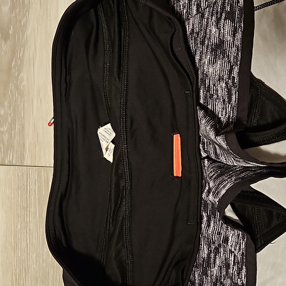 💀Lululemon Speed Short in Dramatic Static - Picture 7 of 15